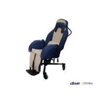 Le fauteuil coquille CLUB peut s'incliner mécaniquement, idéal pour les patients immobilisés à domicile.